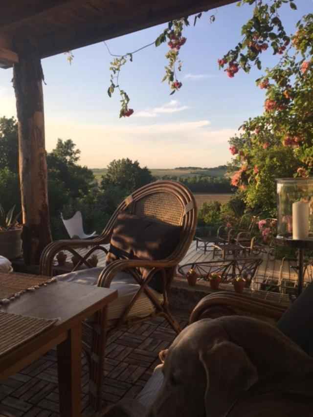 Chez Brown Bed & Breakfast Saint-Thomas-de-Cônac Екстериор снимка