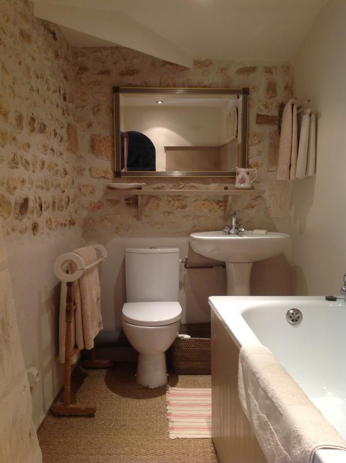 Chez Brown Bed & Breakfast Saint-Thomas-de-Cônac Екстериор снимка