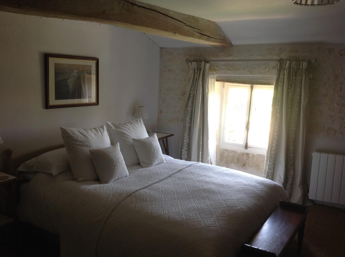 Chez Brown Bed & Breakfast Saint-Thomas-de-Cônac Екстериор снимка