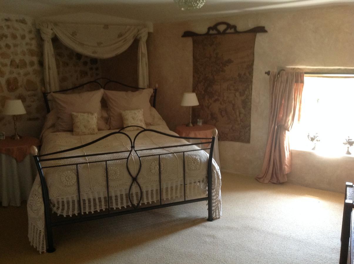 Chez Brown Bed & Breakfast Saint-Thomas-de-Cônac Екстериор снимка