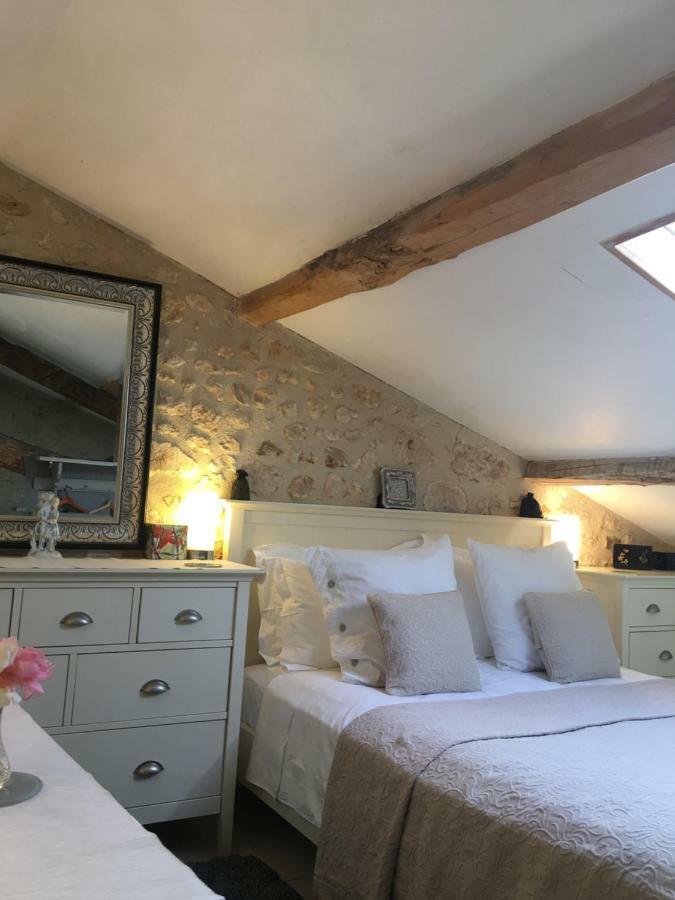 Chez Brown Bed & Breakfast Saint-Thomas-de-Cônac Екстериор снимка